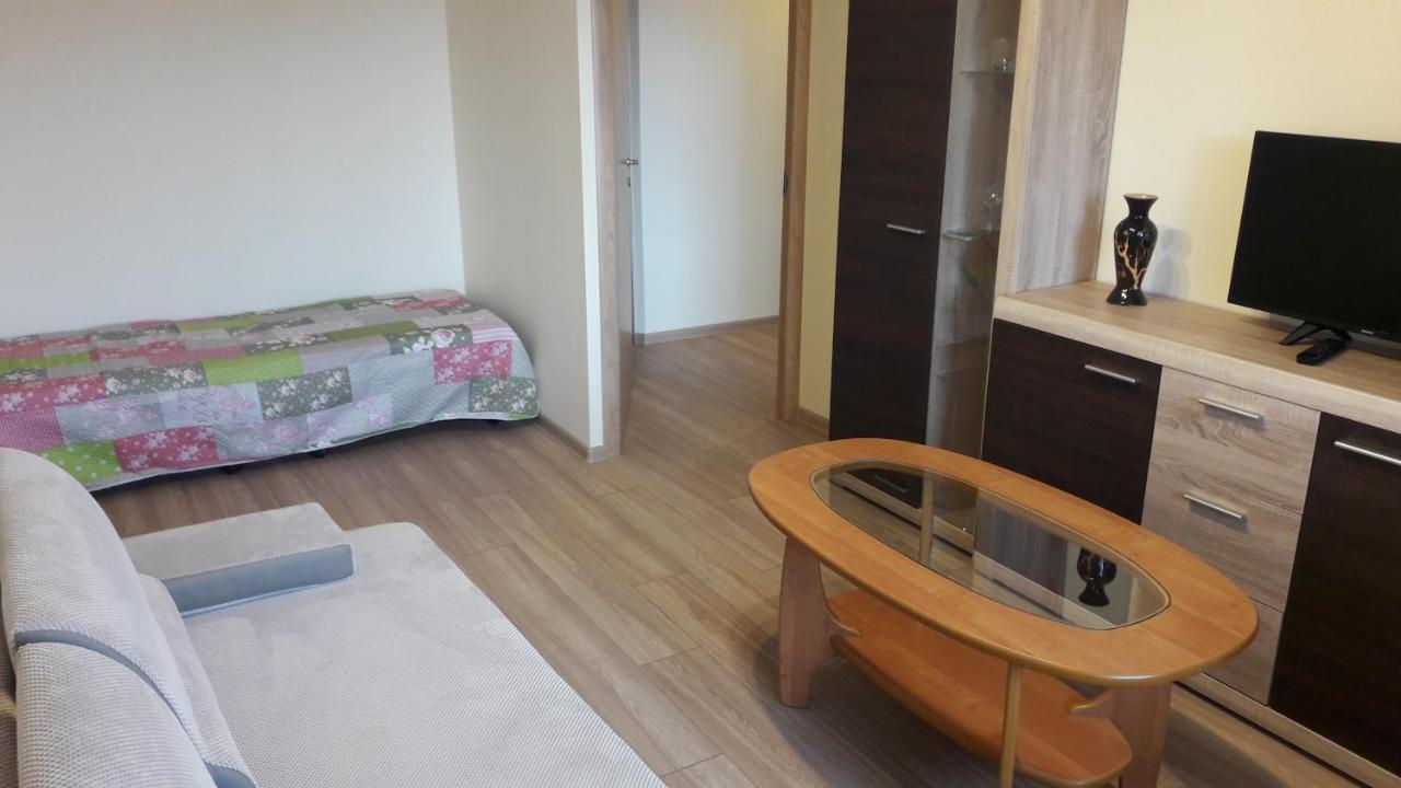 PanevėžysTulpiu Apartamentaiアパートメント エクステリア 写真